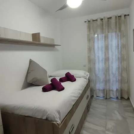 Apartamentos Seneca Junto Al Centro Málaga Exterior foto